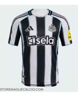 Newcastle United Maglia Gara Casa Repliche 2025-26 Maniche Corte